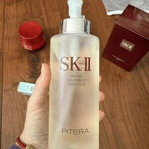 "SK-II Facial Treatment Essence - 330mL " new